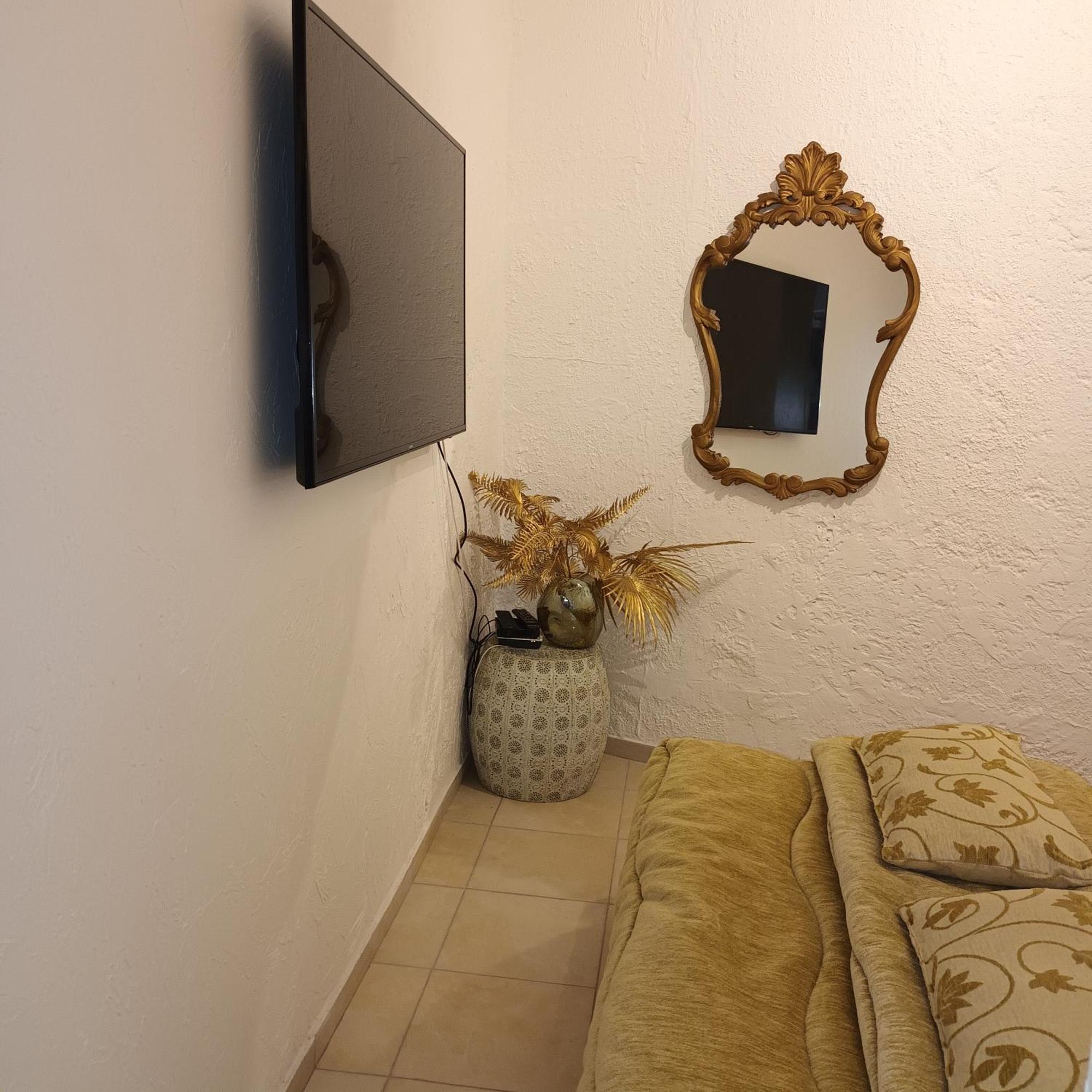 Joli Havre De Paix Apartment Vence Exterior photo